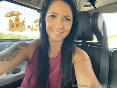 Leahtaaylor99 OnlyFans Leaked Free Thumbnail Picture - #yepEF95DT7