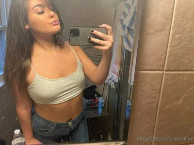 Leajoliee OnlyFans Leaked Free Thumbnail Picture - #ZWRhiHN1Cr