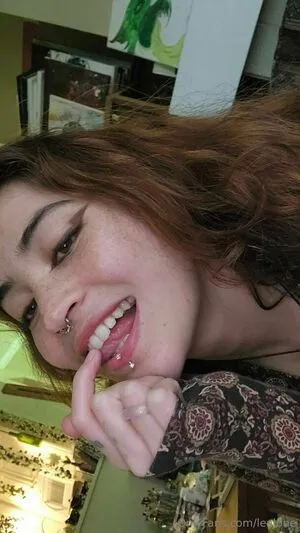 Lealone OnlyFans Leaked Free Thumbnail Picture - #bBCGI7JKxA