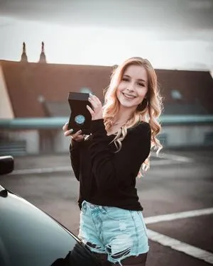 Lealyferra Lea Ly OnlyFans Leaked Free Thumbnail Picture - #2YL7zMIDha