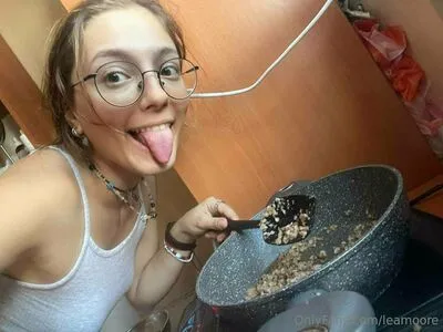 Leamoore OnlyFans Leaked Free Thumbnail Picture - #PW0TVCPsZT