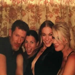 Leann Rimes OnlyFans Leaked Free Thumbnail Picture - #32Hi1Sae0A