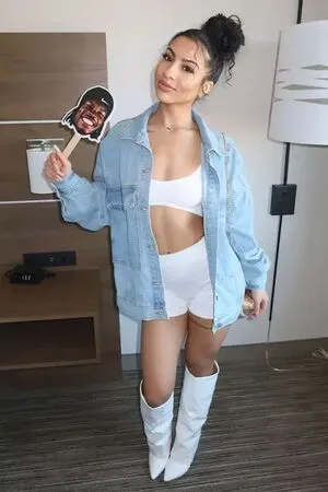 Leanna Lenee OnlyFans Leaked Free Thumbnail Picture - #0m3Uh0rNeX