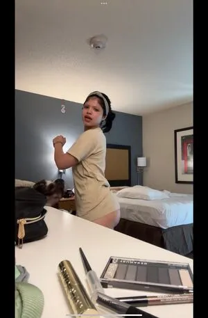 Leannnoriega OnlyFans Leaked Free Thumbnail Picture - #38HL483uM1
