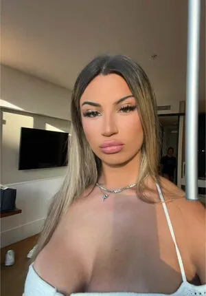 Leanora Matousi OnlyFans Leaked Free Thumbnail Picture - #acomrYdZk5