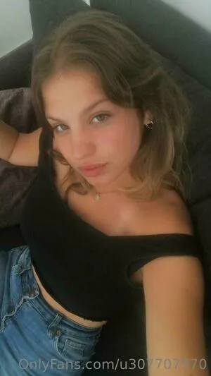 Leasanz OnlyFans Leaked Free Thumbnail Picture - #4bgXBrdhDP