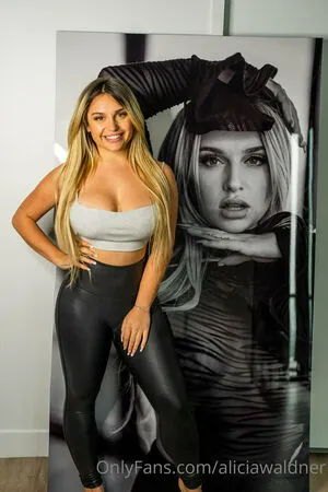 Leashwald OnlyFans Leaked Free Thumbnail Picture - #pQTRgwBefA