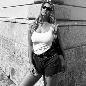 Leasophie Official98 OnlyFans Leaked Free Thumbnail Picture - #9ND2zhAEN0