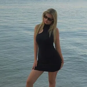 Leasophie Official98 OnlyFans Leaked Free Thumbnail Picture - #K2OoXCo5z4