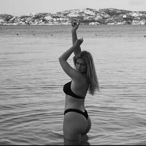 Leasophie Official98 OnlyFans Leaked Free Thumbnail Picture - #U81VptPn0T