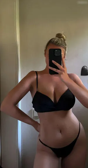 Leasophie Official98 OnlyFans Leaked Free Thumbnail Picture - #b8xlRUkE2i