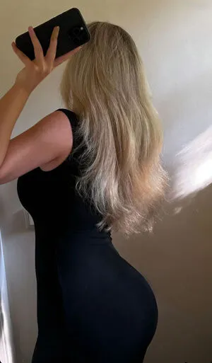 Leasophie Official98 OnlyFans Leaked Free Thumbnail Picture - #iAdGD5Jgow