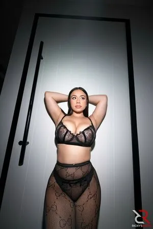 Leave The High Heels On OnlyFans Leaked Free Thumbnail Picture - #6otK2VE9He