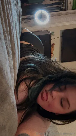 Ledaafterdark OnlyFans Leaked Free Thumbnail Picture - #e6XIURd4eg