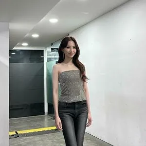 Lee Jennlee Jeong Hyun OnlyFans Leaked Free Thumbnail Picture - #lreeOJfhAd