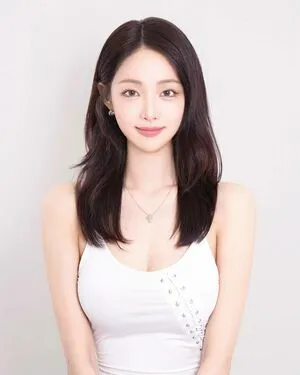 Lee Yeonwoo OnlyFans Leaked Free Thumbnail Picture - #2DhQOTYjVz