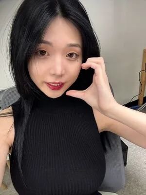 Lee Yeonwoo OnlyFans Leaked Free Thumbnail Picture - #4TUS6AHz28