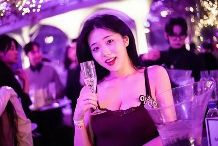 Lee Yeonwoo OnlyFans Leaked Free Thumbnail Picture - #Qk9jkrV325
