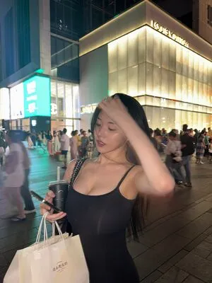 Lee Yeonwoo OnlyFans Leaked Free Thumbnail Picture - #dM9O4hFbnA
