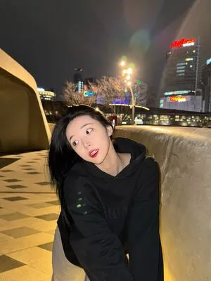 Lee Yeonwoo OnlyFans Leaked Free Thumbnail Picture - #zTI4d4ys9D