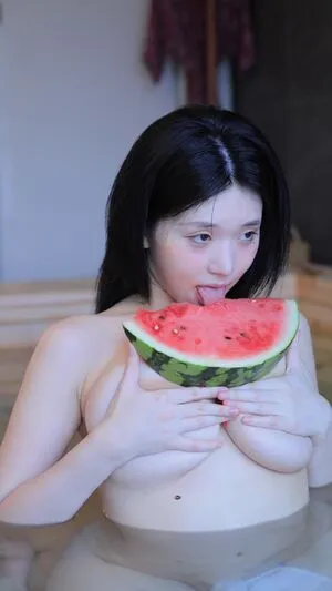 Lee Yeonwoo OnlyFans Leaked Free Thumbnail Picture - #1FD4JWWkKF