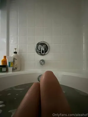 Leeaof OnlyFans Leaked Free Thumbnail Picture - #5h4eets4Xa