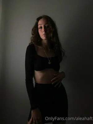 Leeaof OnlyFans Leaked Free Thumbnail Picture - #AOpLElfebd