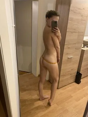 Leelaniii OnlyFans Leaked Free Thumbnail Picture - #u6cHnNHC3E