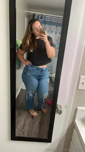 Leeleexxxo OnlyFans Leaked Free Thumbnail Picture - #5EbguUanN5