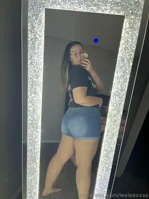 Leeleexxxo OnlyFans Leaked Free Thumbnail Picture - #FMxb2yN1rw