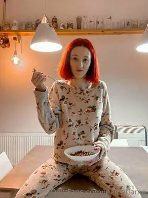 Leelooflame OnlyFans Leaked Free Thumbnail Picture - #VFDfILeOZL