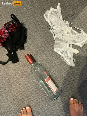 Leenda Lucia OnlyFans Leaked Free Thumbnail Picture - #TfNuyHjTP2