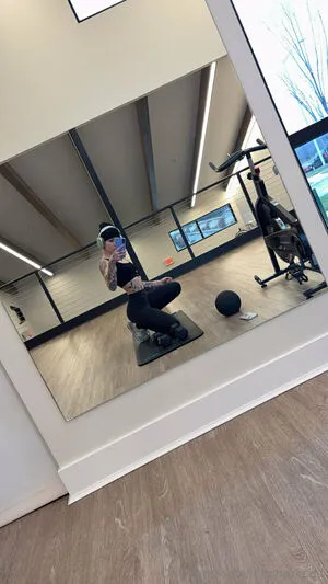 Leftsharkcait OnlyFans Leaked Free Thumbnail Picture - #IhXvG145n8