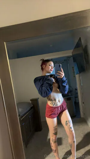 Leftsharkcait OnlyFans Leaked Free Thumbnail Picture - #b6wE7I0eL9