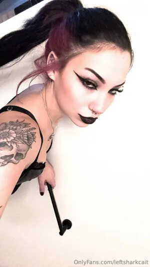 Leftsharkcait OnlyFans Leaked Free Thumbnail Picture - #lPLvNllRxC
