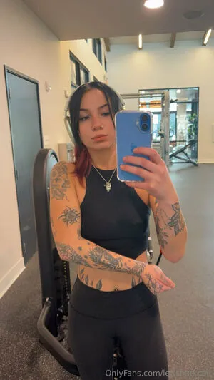 Leftsharkcait OnlyFans Leaked Free Thumbnail Picture - #lem5WWxeCX