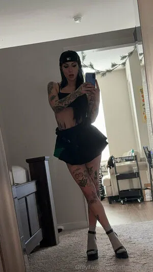 Leftsharkcait OnlyFans Leaked Free Thumbnail Picture - #qng1O0rYcA