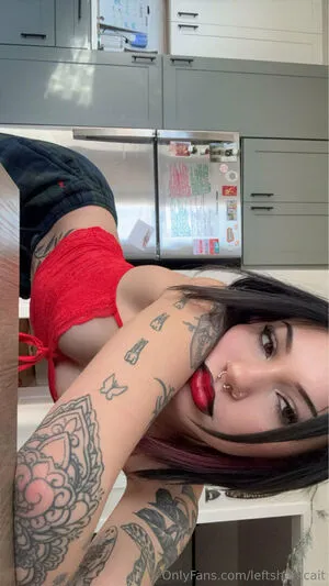 Leftsharkcait OnlyFans Leaked Free Thumbnail Picture - #uMXxYSDor8
