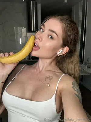 Leia Simmons OnlyFans Leaked Free Thumbnail Picture - #FKJDCZEX1I