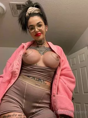 Leigh Raven OnlyFans Leaked Free Thumbnail Picture - #JcID3kuO15