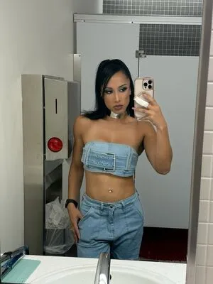 Leila Grey OnlyFans Leaked Free Thumbnail Picture - #ptLpiJNZp7