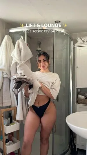 Leila Hannoun OnlyFans Leaked Free Thumbnail Picture - #68aPAAV8pX