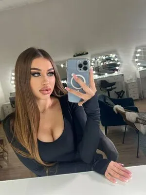 Leila Kaminskaya OnlyFans Leaked Free Thumbnail Picture - #JYoVomIPPr