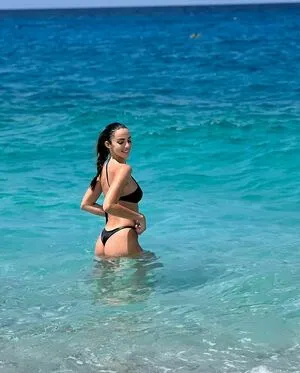 Leila Kraja OnlyFans Leaked Free Thumbnail Picture - #icVrmGc137