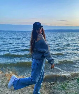 Leila L0 OnlyFans Leaked Free Thumbnail Picture - #7Ujf07yZ5K