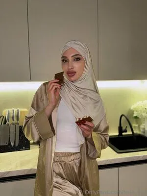 Leila Lips OnlyFans Leaked Free Thumbnail Picture - #AGUGPAkK0q