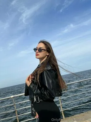 Leila Mur OnlyFans Leaked Free Thumbnail Picture - #LR1pjHOs43