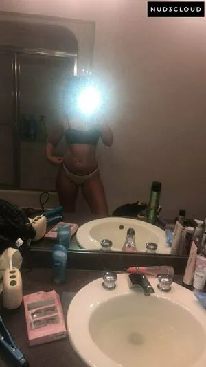 Leila Saltzman OnlyFans Leaked Free Thumbnail Picture - #Vjxxff1zzB