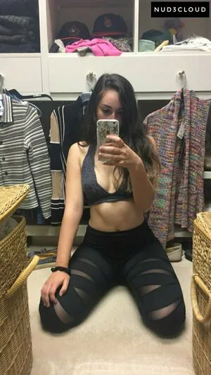Leila Saltzman OnlyFans Leaked Free Thumbnail Picture - #tutlBAceM8