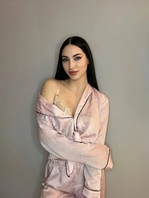 Leila34366 OnlyFans Leaked Free Thumbnail Picture - #uYgoFT27Xq